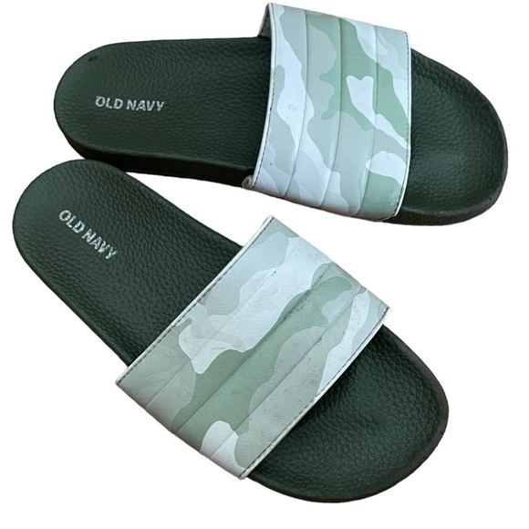 Old Navy Olive Camo Pool Slip Ons - Picture 4 of 6